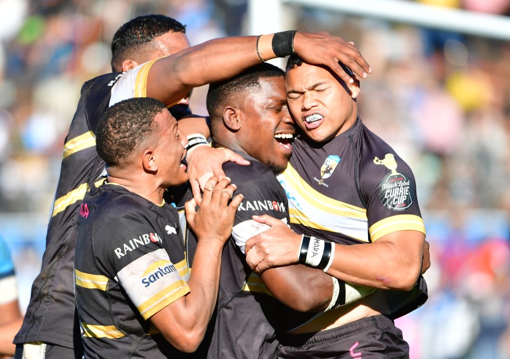 WELLINGTON, SOUTH AFRICA - AUGUST 17: Khwezi Mafu of Sanlam Boland Cavaliers celebrates scoring a try with team mates during the Carling Currie Cup match between Sanlam Boland Cavaliers and Vodacom Bulls at Sanlam Boland Stadium on August 17, 2025 in Wellington, South Africa. (Photo by Grant Pitcher/Gallo Images)